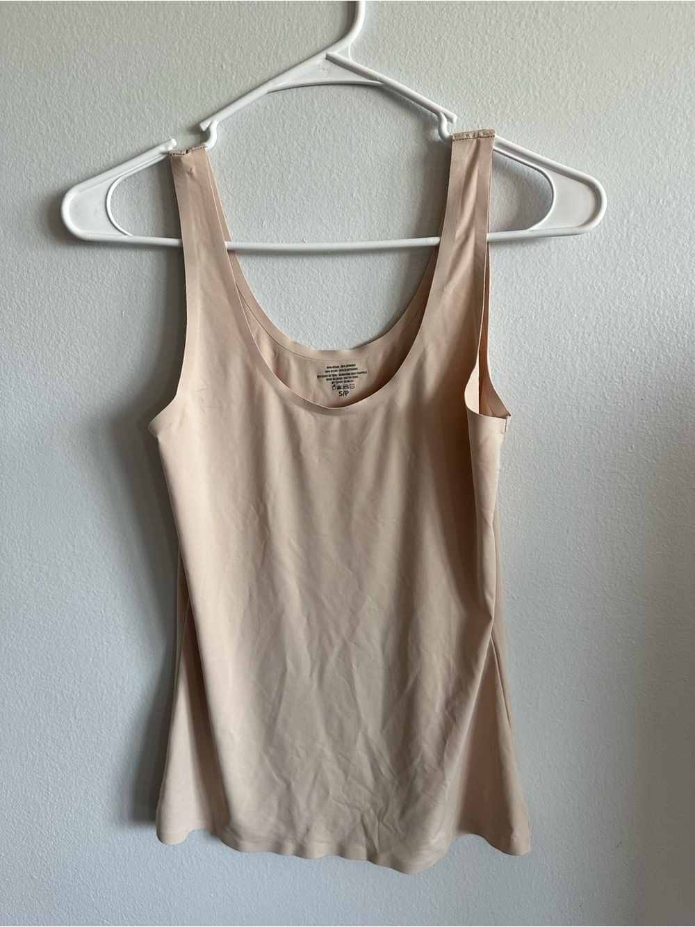 Women’s Nude Seamless Shaping Tank Top Size Small S/P
